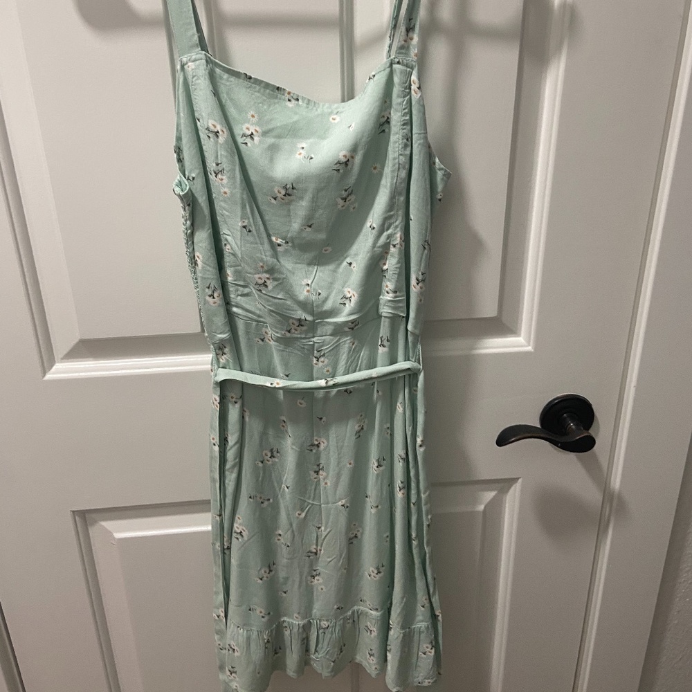 HOLLISTER mint colored dress